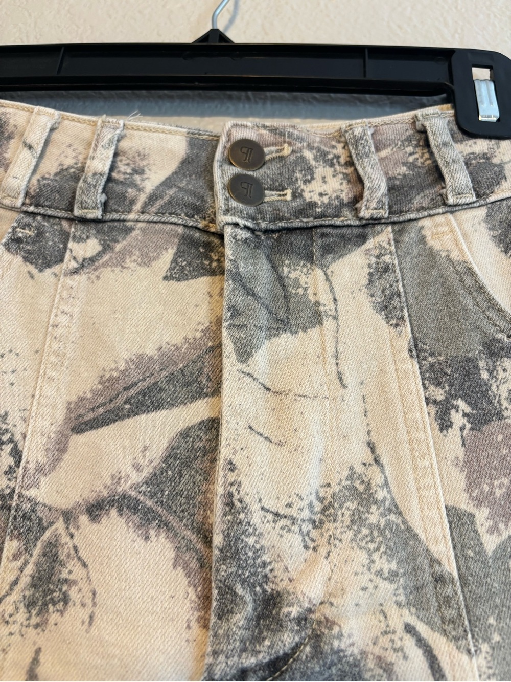 The Skipper Seamed High-Rise Crop Wide-Leg Pants by Pilcro: Camo Edition - Picture 11 of 16